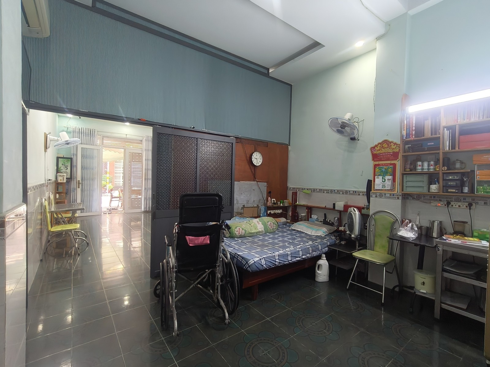 NHÀ MẶT TIỀN PHƯỚC BÌNH - 2 TẦNG CHỈ HƠN 9 TY 16022040