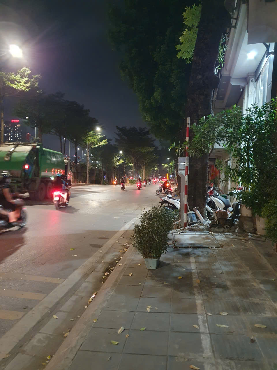 CHÍNH CHỦ CẦN  BÁN NHÀ MẶT ĐƯỜNG BƯỞI – 3 TẦNG, ĐANG CHO THUÊ KINH DOANH 16022082