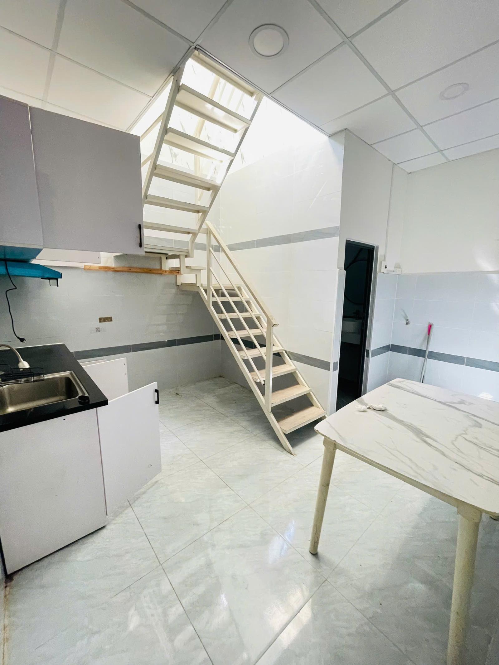 Nhà Thuê Quận 10 - Tô HIến Thành - Hẻm Ba Gác - 2PN - 13 Triệu 16022132