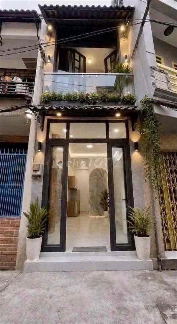 NHÀ CHÍNH CHỦ - SỔ HỒNG RIÊNG Tại Đường Đoàn Văn Bơ, Phường 16, Quận 4, Tp Hồ Chí Minh 16022202