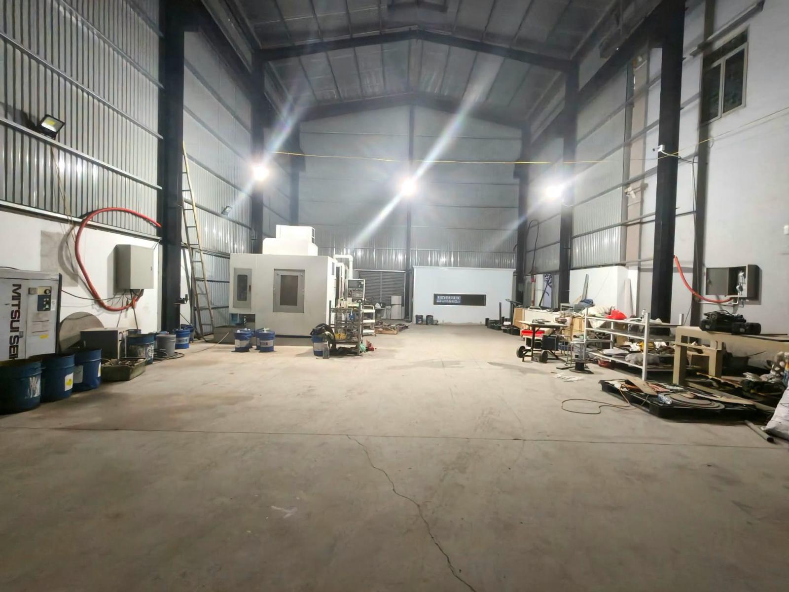 Cho thuê Kho xưởng 210m2, mt11m, xe tải lớn, 15tr/th, Nguyên Khê, Đông Anh. 16022326