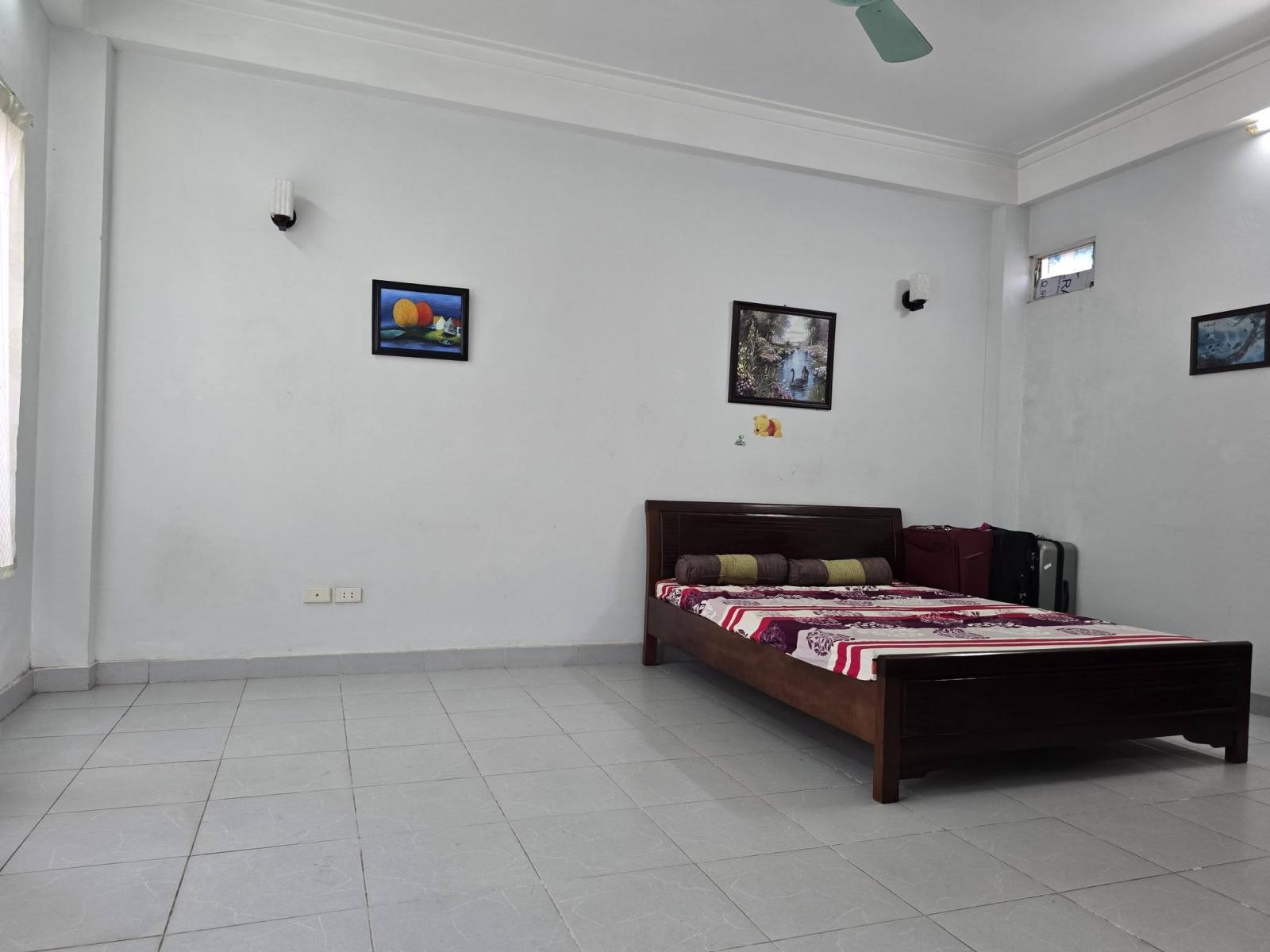 Bán nhà Đường Thành, 60m2, 3 tầng, mặt tiền 4m, nhỉnh 36.8 tỉ, ngõ rộng, phù hợp xây khách sạn 16022451