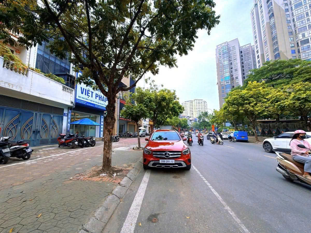 Mặt phố Vũ Phạm Hàm, Cầu Giấy 150m2, giá: 90 tỷ, 7 tầng, mt: 6m, cho thuê 150 triệu/tháng 16022504