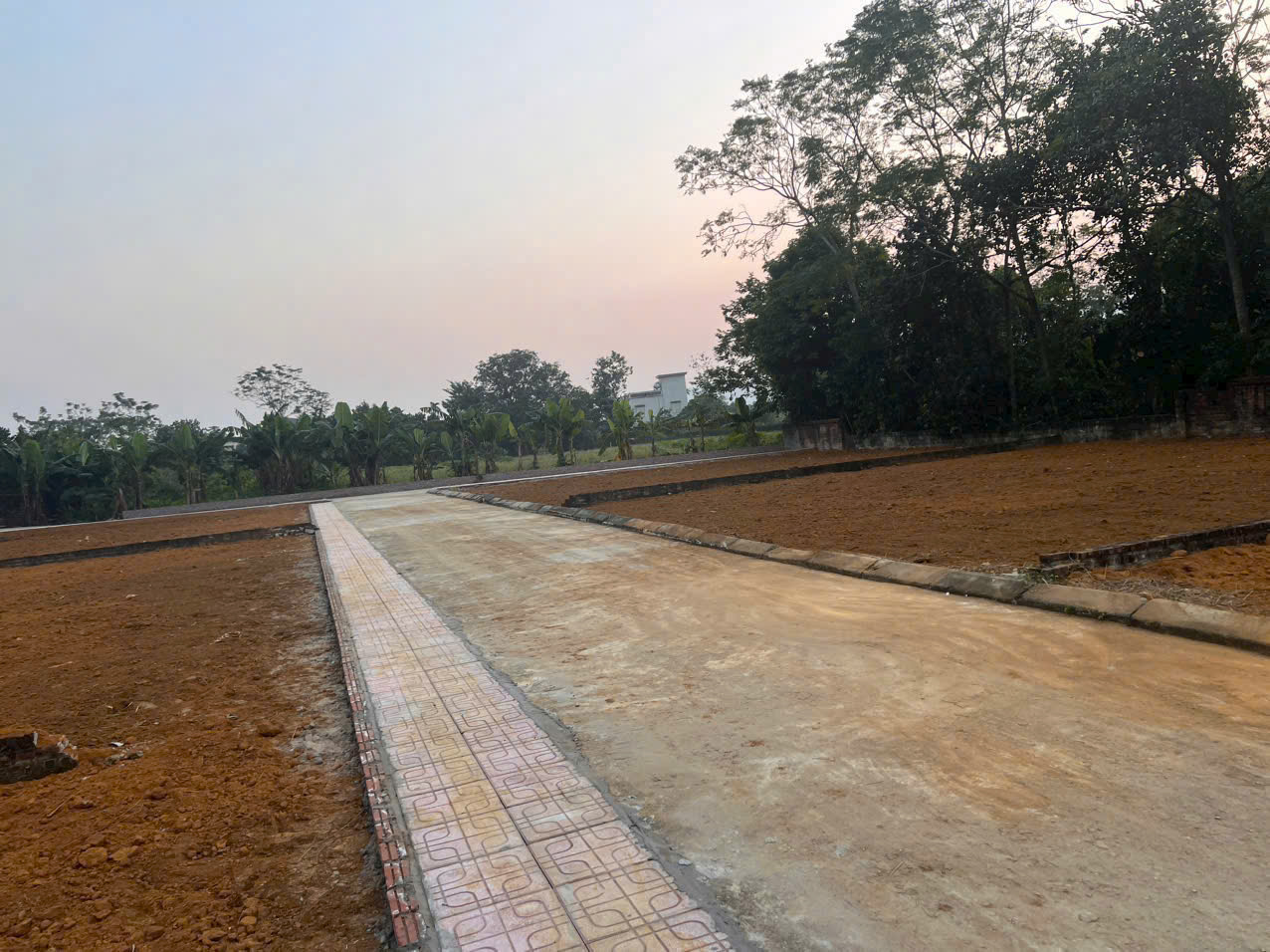 SĂN ĐẤT HÒA LẠC – 100M² NỞ HẬU, SÁT TRỤC DH09 PHÚ CÁT! 16022507