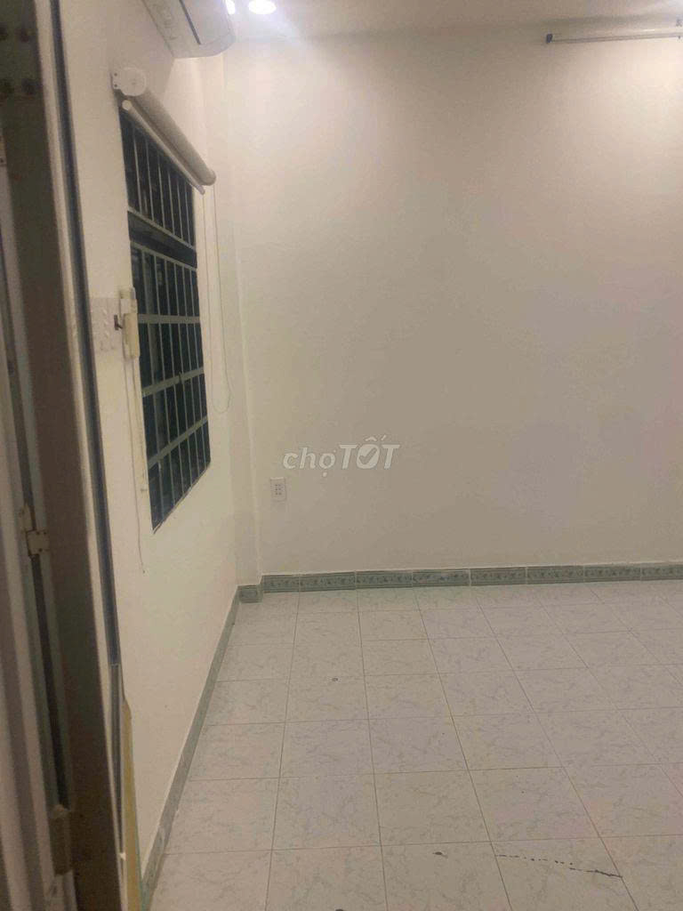 CHO THUÊ NHÀ TẦNG 1 VÀ PHÒNG TRỌ – 98/4 TRẦN BÁ GIAO, PHƯỜNG AN NHƠN, TP. HỒ CHÍ MINH 16022529