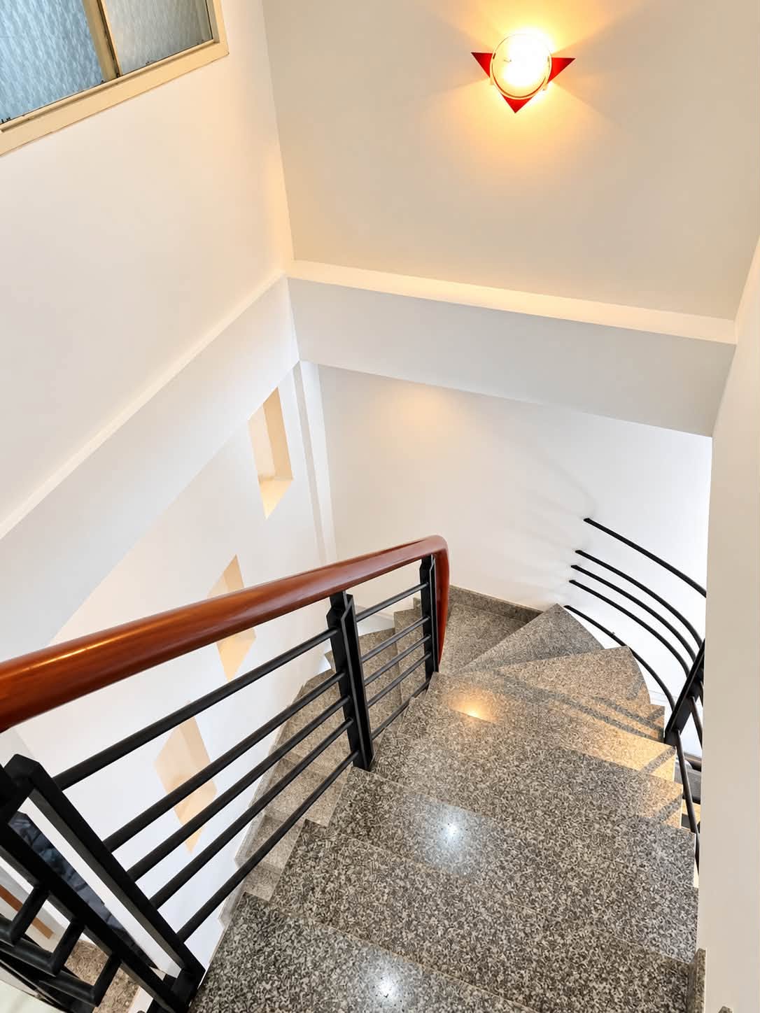 BÁN NHÀ GẦN CHỢ TÂN HƯƠNG – HẺM TẢI TRÁNH THÔNG – 84M², 2 TẦNG CHỈ 7.X 16022612