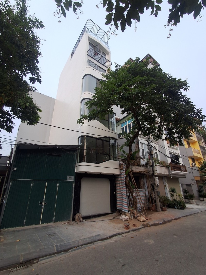 Bán nhà Cổ Linh,Long Biên 7 tầng,40m vỉa hè,oto tránh nhỉnh 15 tỷ 16022624