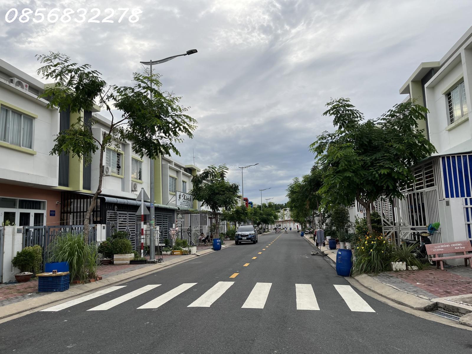 Bán đất tặng nhà cấp 4 xưa tại Nguyễn Văn Thành, p.Chánh Phú Hòa, Bến Cát, DT 800m2 16022668