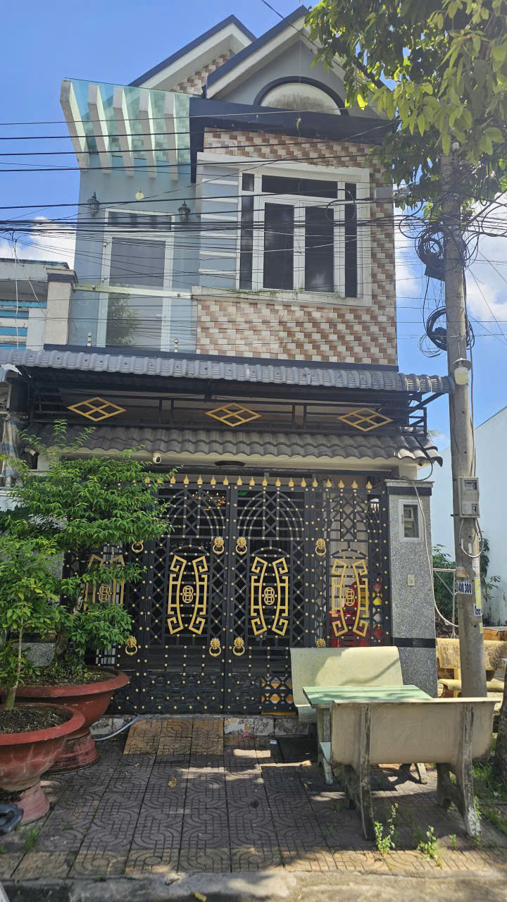 CHÍNH CHỦ BÁN NHÀ 1 TRỆT 1 LẦU KÈM ĐẤT LIỀN KỀ – VỊ TRÍ ĐẸP TẠI VĨNH LONG 16022676