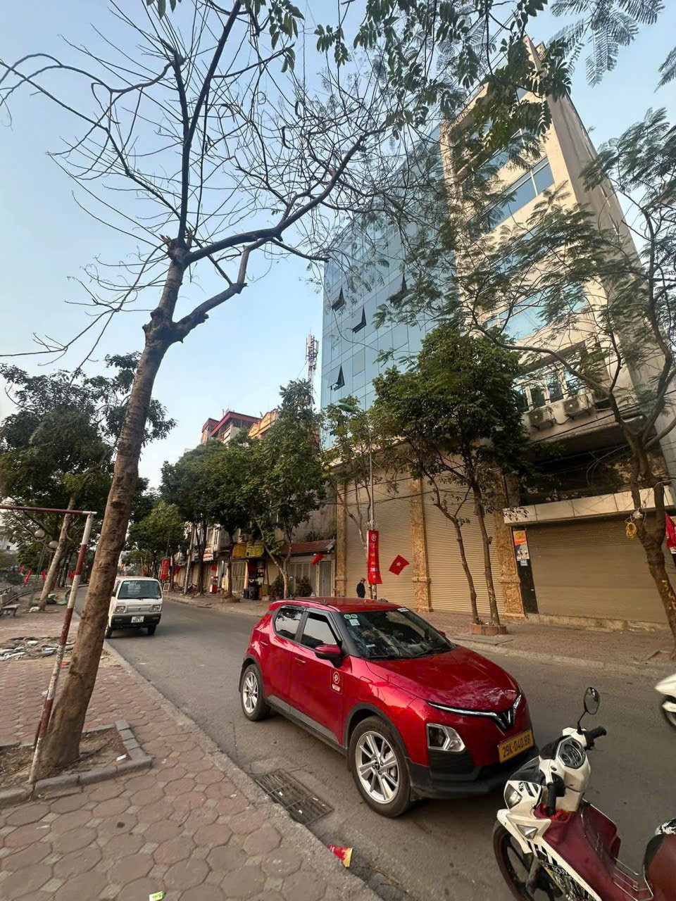 Mặt phố Vũ Tông Phan, Thanh Xuân, dt: 300m2, giá: 119 tỷ, mt: 9m, 4 tầng, gần Vành Đai 2.5 16022707