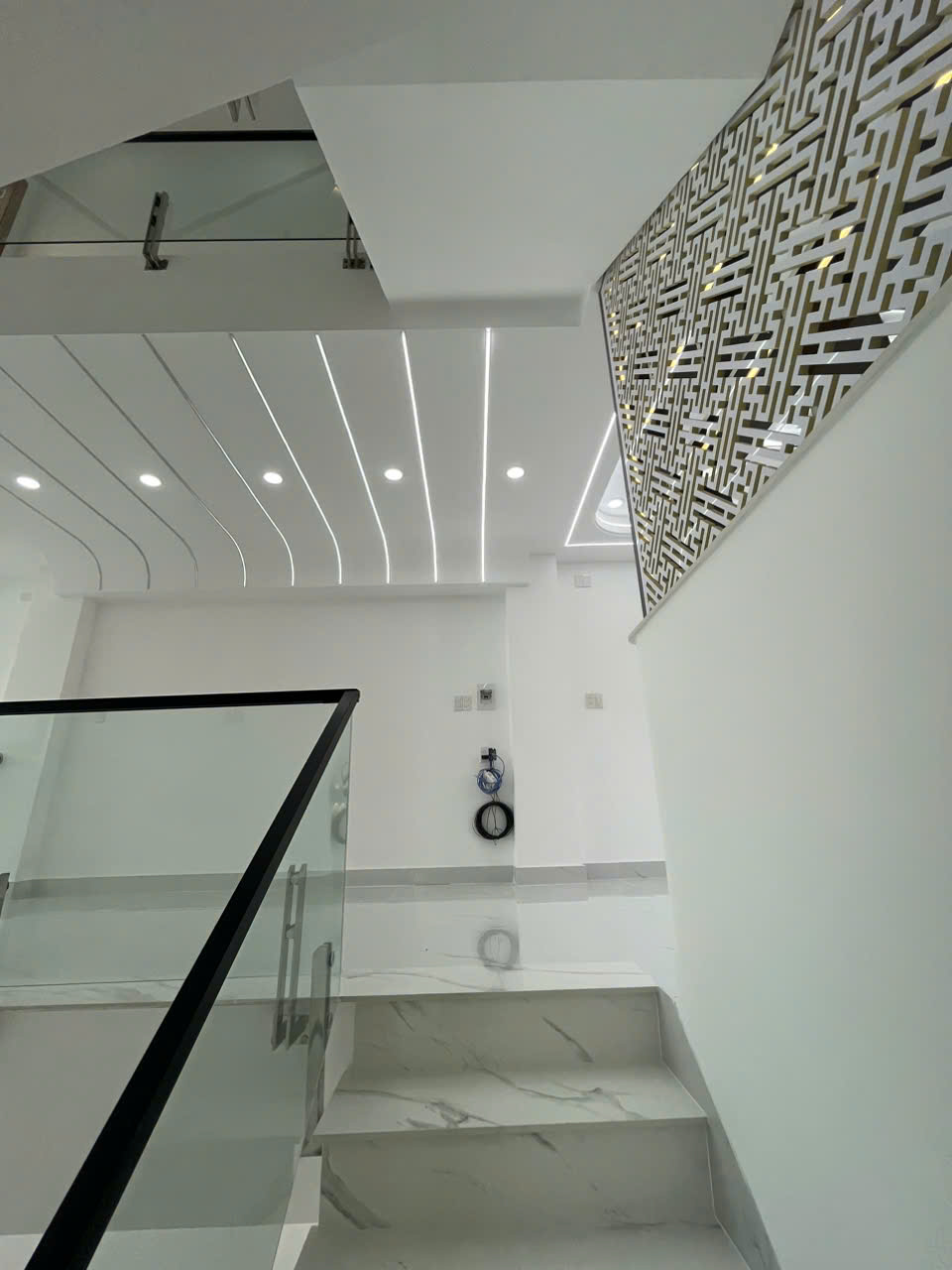 NHÀ MẶT TIỀN NGANG 5M – 231,4M² SÀN – 4PN, 4WC – GIÁ CÒN THƯƠNG LƯỢNG 16022734