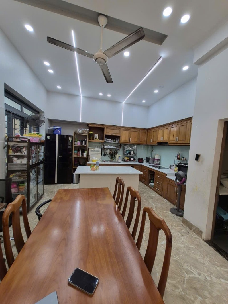 Bán nhà 97m2, 3 tầng, đường 102, Tăng Nhơn Phú A, Q9. Thủ Đức, TP HCM.  Giá 7.78 tỷ. 16022830