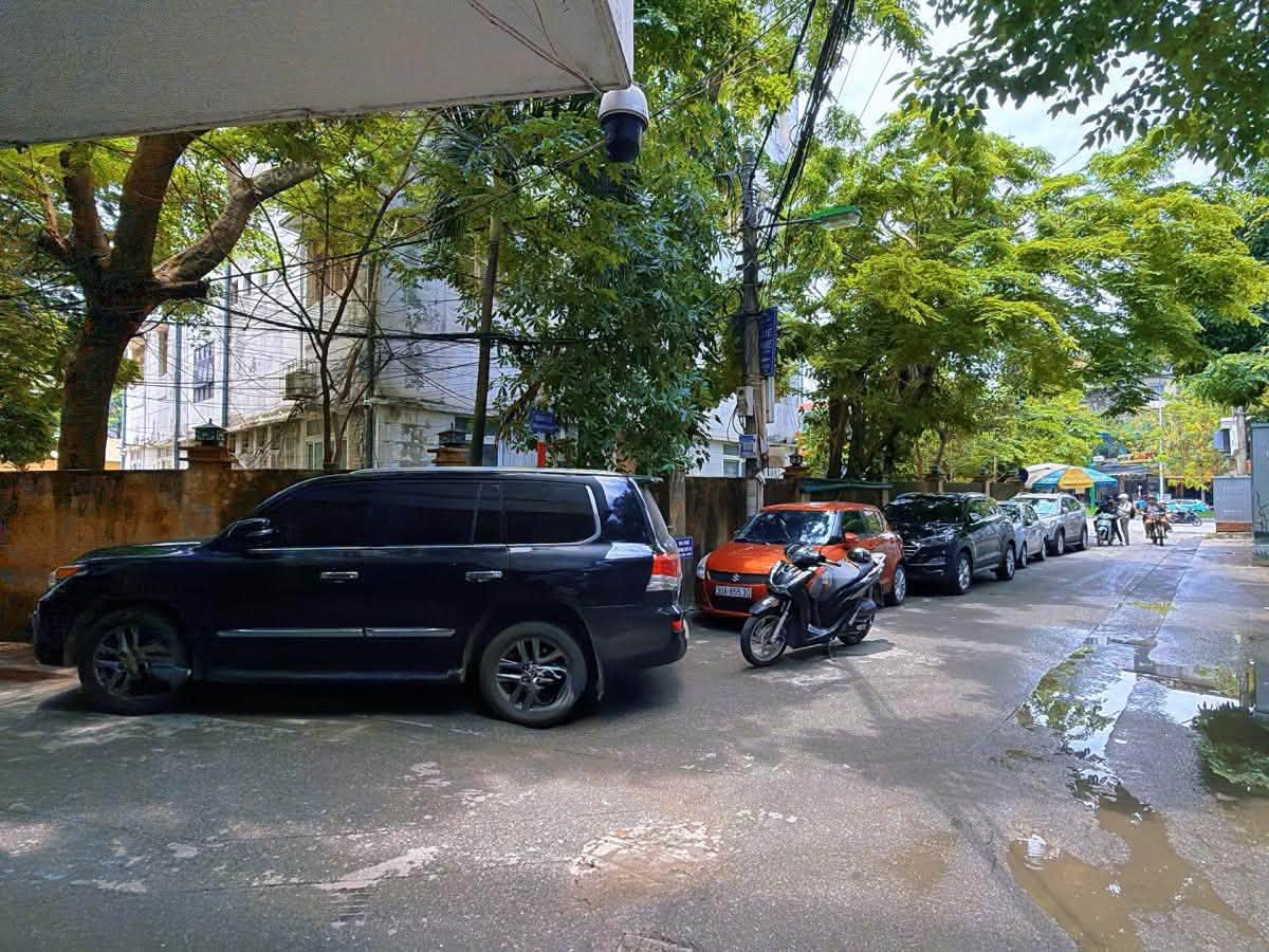 NHÀ ĐẸP, NGUYỄN VĂN HUYÊN, CẦU GIẤY-KD-Ô TÔ- TM: 37/52M X7T, MT 4,5M, GIÁ 14,8 TỶ. 16022859