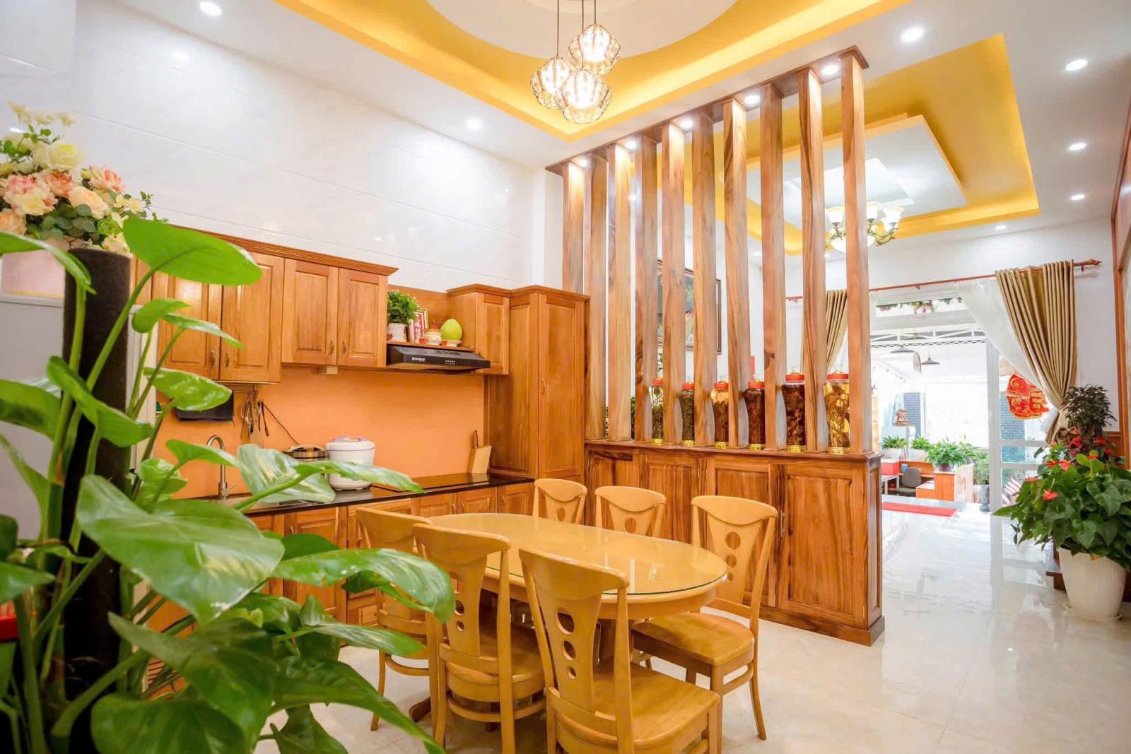 Cho thuê villa 7 phòng ngủ full nội thất cao cấp giá 27 triệu đường Xô Viết Nghệ Tĩnh Đà Lạt Lâm 16022881