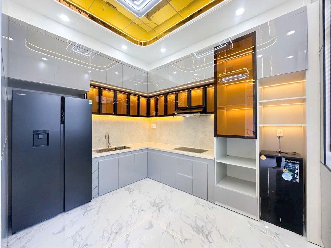 NHÀ CẠNH PHÚ MỸ HƯNG, CÓ PHÒNG NGỦ TẦNG TRỆT, NGANG HƠN 6M, CHỈ 6.19 TỶ 16022976