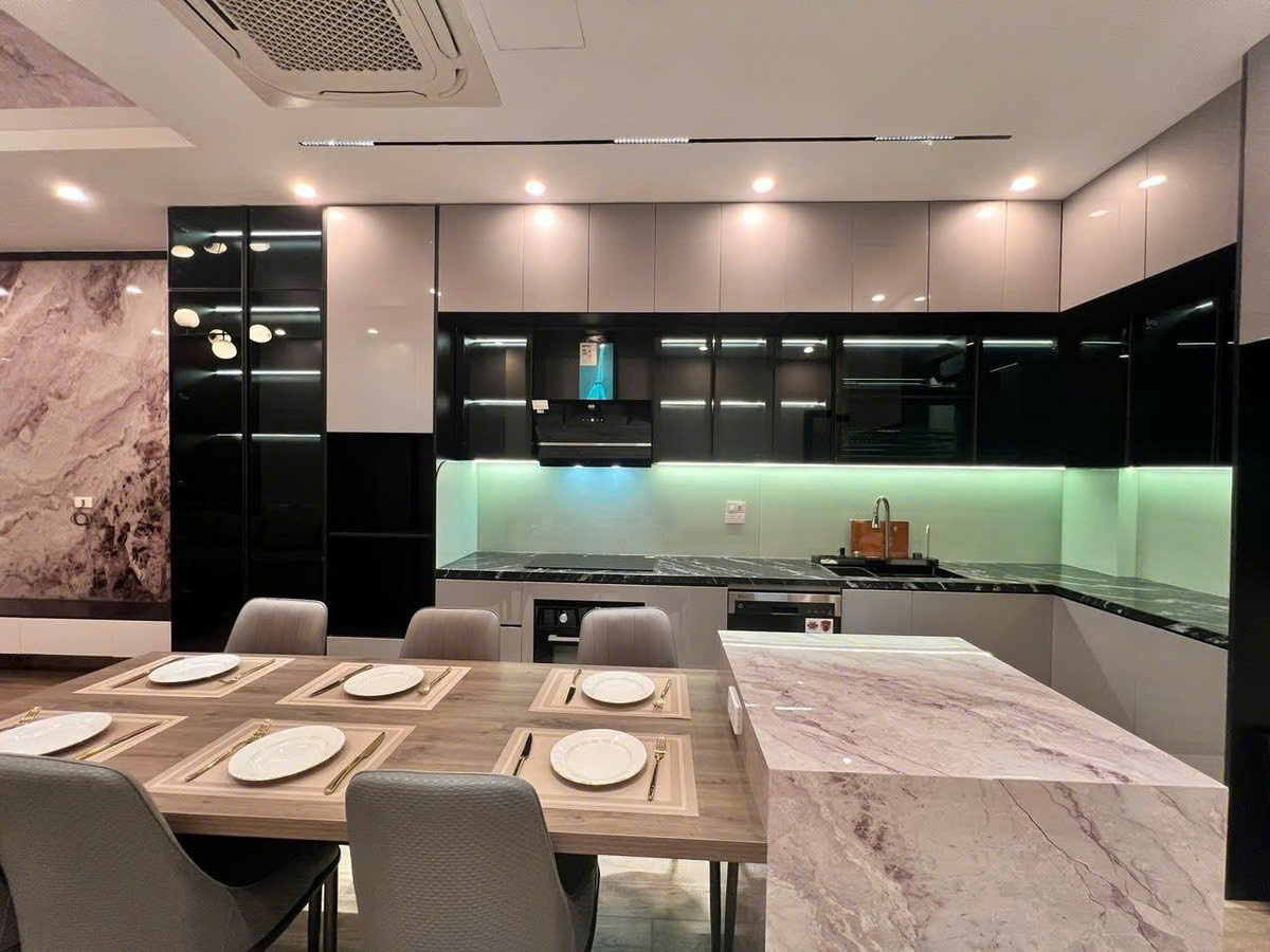 Săn nhà giá rẻ Thạch Bàn,60M,8 tầng gara ô tô,duplex full nội thất,KD,Hơn 18 tỷ 16023053