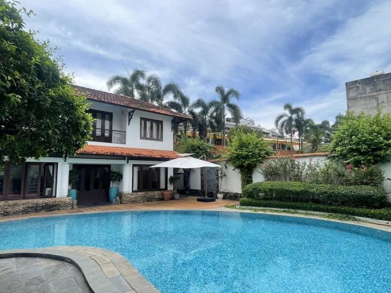 Bán Nhà Biệt Thự - ( hẻm 496) Dương Quảng Hàm, 15,5x20m, 2 Tầng + Hồ Bơi, 4PN, 28 Tỷ. 16023069