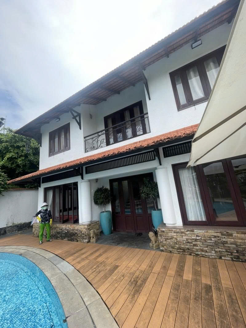 Bán Nhà Biệt Thự - ( hẻm 496) Dương Quảng Hàm, 15,5x20m, 2 Tầng + Hồ Bơi, 4PN, 28 Tỷ. 16023069
