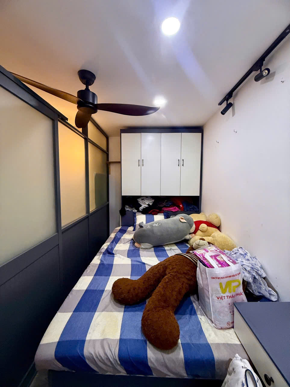 Nhà 3 tầng đẹp HXH nhỏ Liên khu 2-5 41m2 chỉ 4 tỷ nhỉnh 16023071