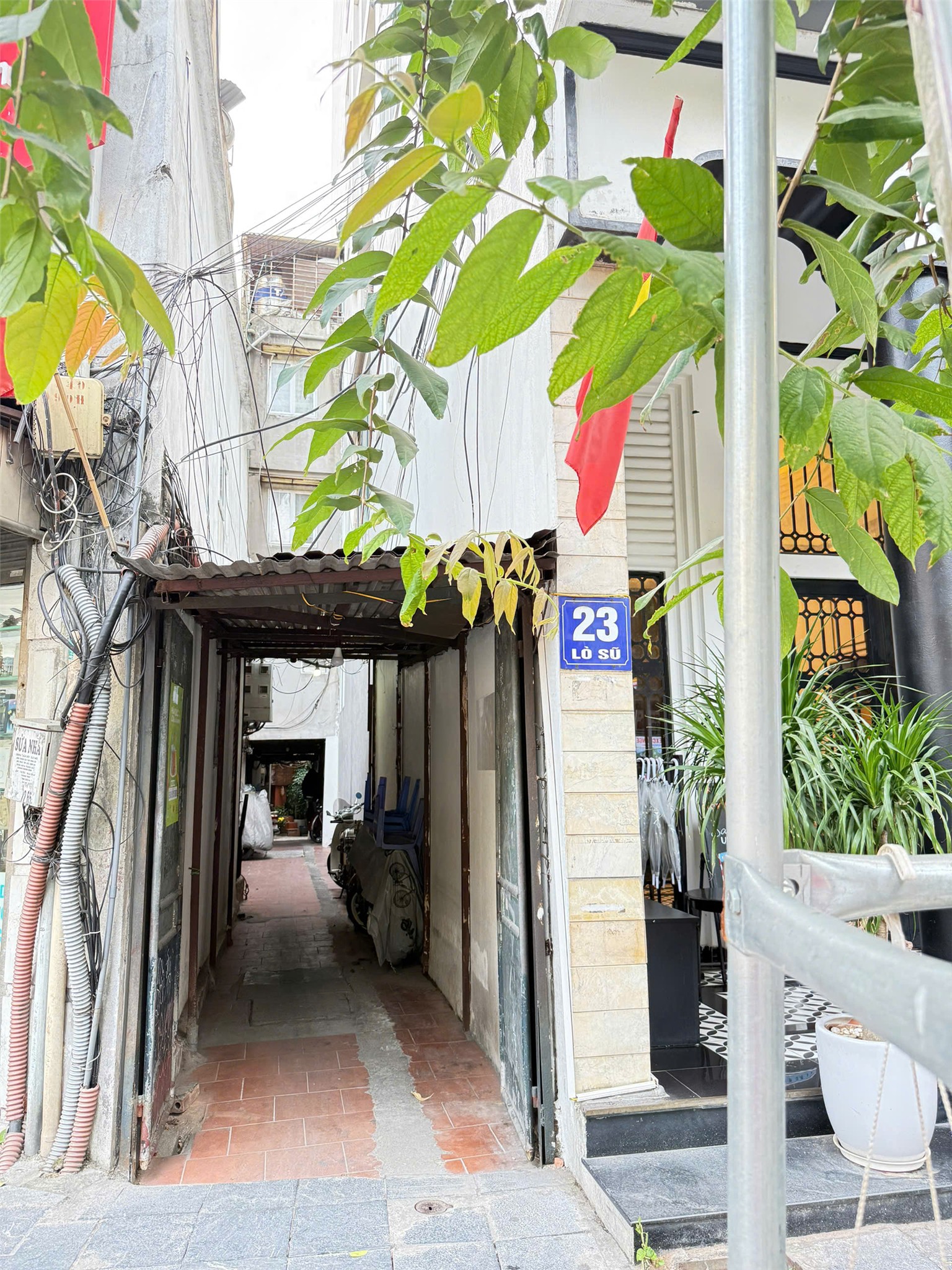 NHÀ ĐẸP- GIÁ TỐT CHÍNH CHỦ BÁN NHANH CĂN NHÀ trong ngõ rộng 23 Lò Sũ, Hoàn Kiếm, Hà Nội. 16023072