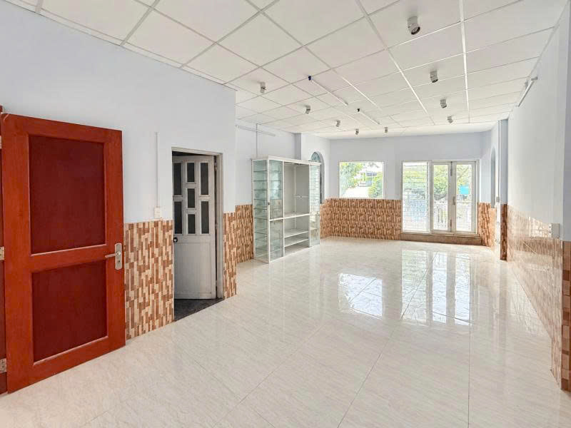 Bán nhà Mặt tiền Gò Dầu - gần Tân Quý, 500m qua Aeon Mail, 4,7x10.5m, 3 Tầng, 7,5 Tỷ. 16023079
