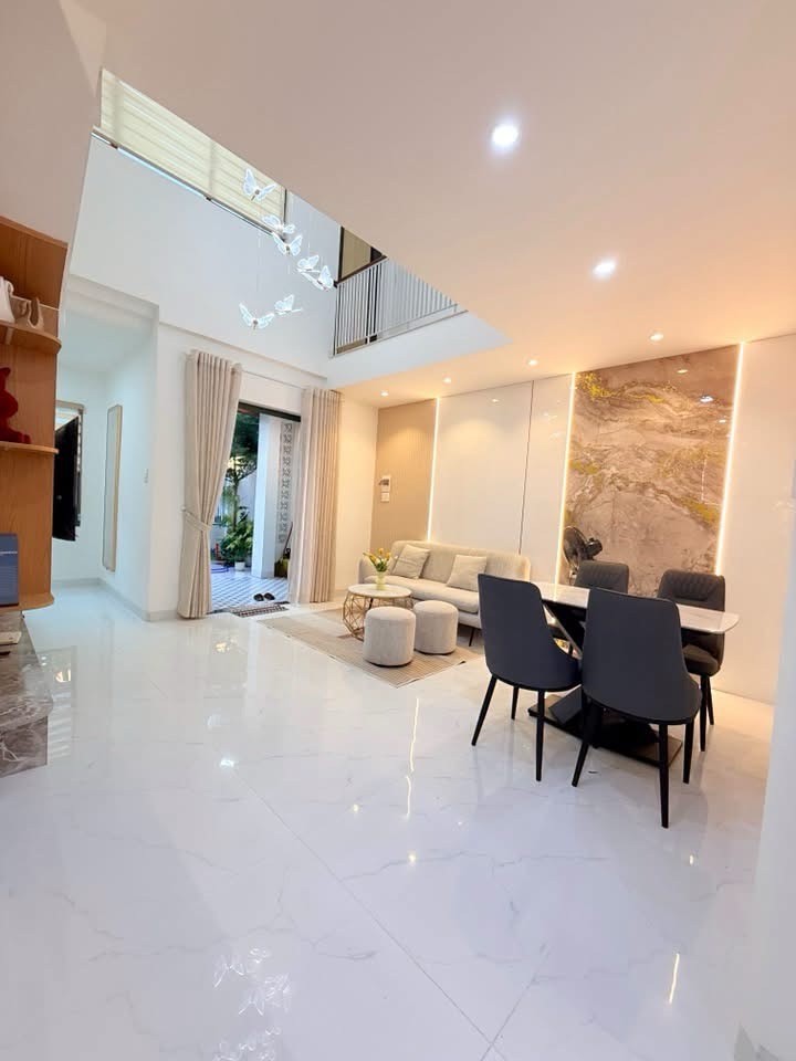 Bán Nhà Gần Đường Hoàng Diệu, 61m², 2 Mặt Kiệt, Giá 4,4 Tỷ 16023150