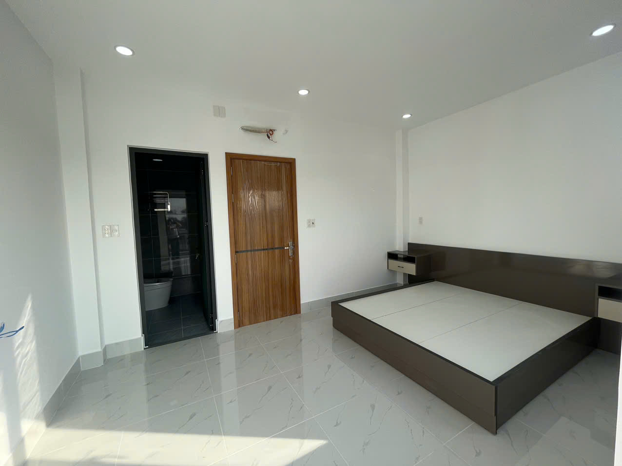 Bán nhà 3 tầng 1 lửng 5x17m giá nhỉnh 6 tỷ Đường 12m gần Trịnh Thị Dối 16023169
