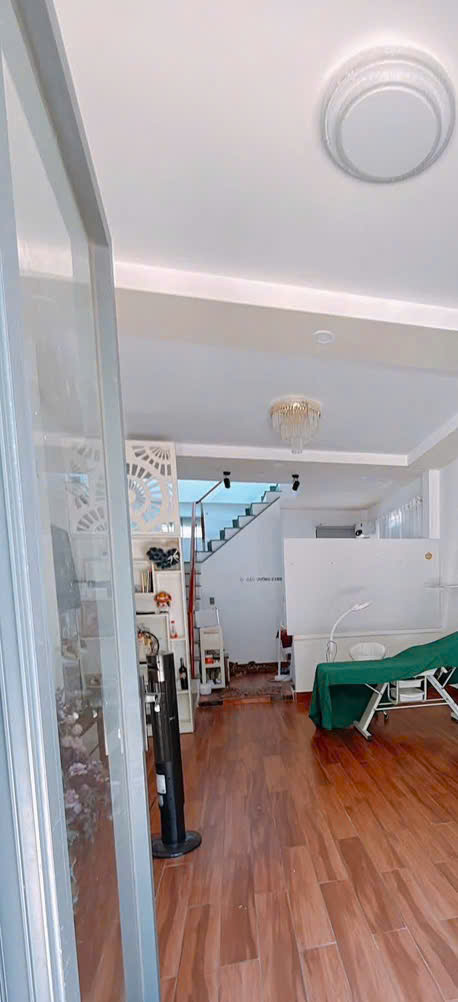 Cho thuê nhà nguyên căn 4 phòng ngủ có mặt bằng kinh doanh giá từ 16 triệu Mai Hoa Thôn Đà Lạt Lâm 16023182