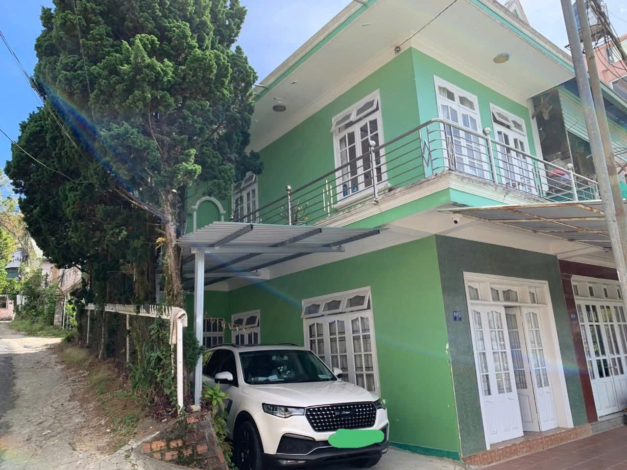 Cho thuê nhà nguyên căn có sân đậu ô tô giá 10 triệu đường Đồng Tâm Đà Lạt Lâm Đồng 16023183