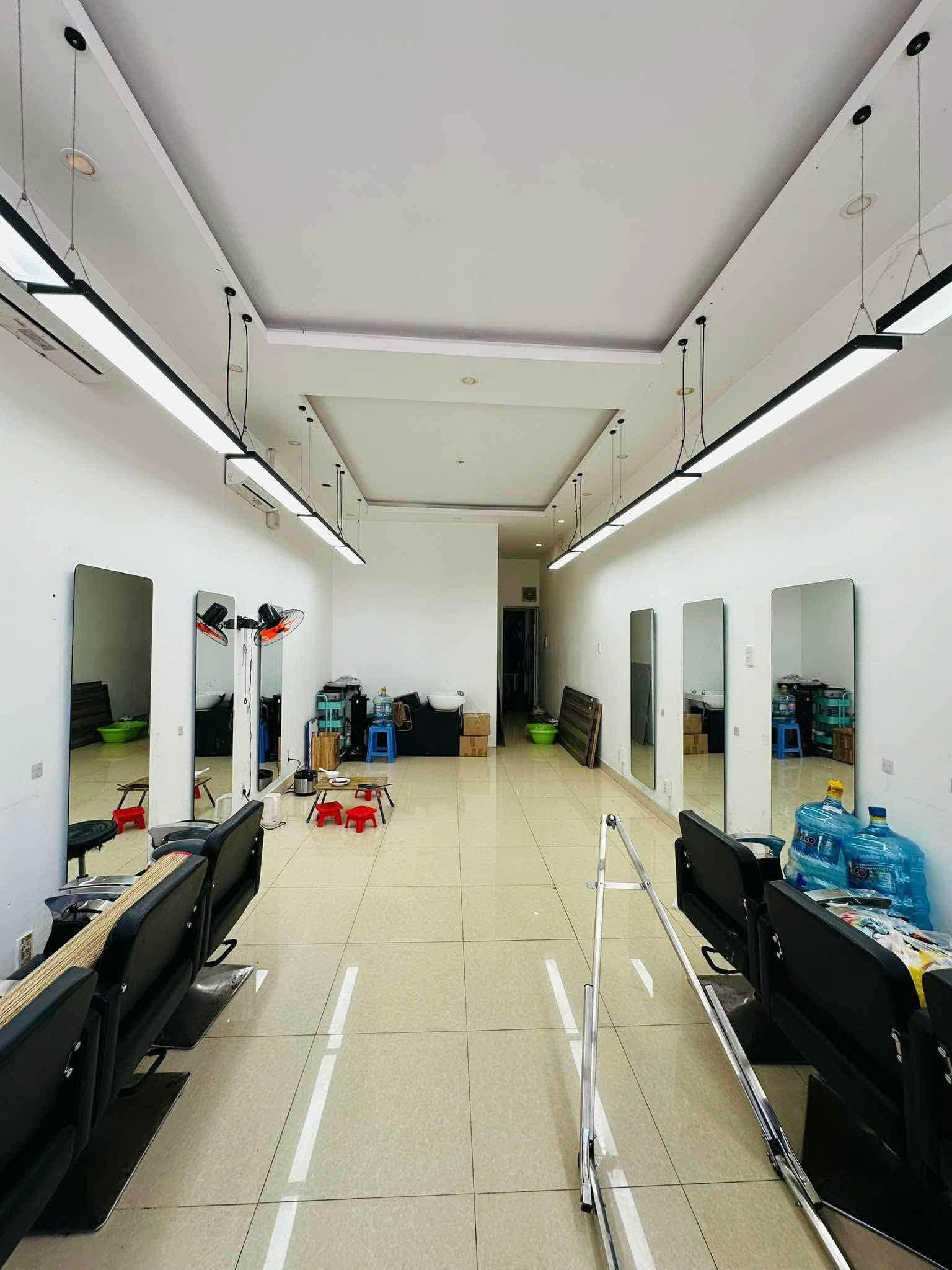 Bán nhà Mặt tiền Nguyễn Trãi - ngay Ngã tư Nguyễn Tri Phương, 4x20m, 3 Tầng, 3PN, 25 Tỷ. 16023421