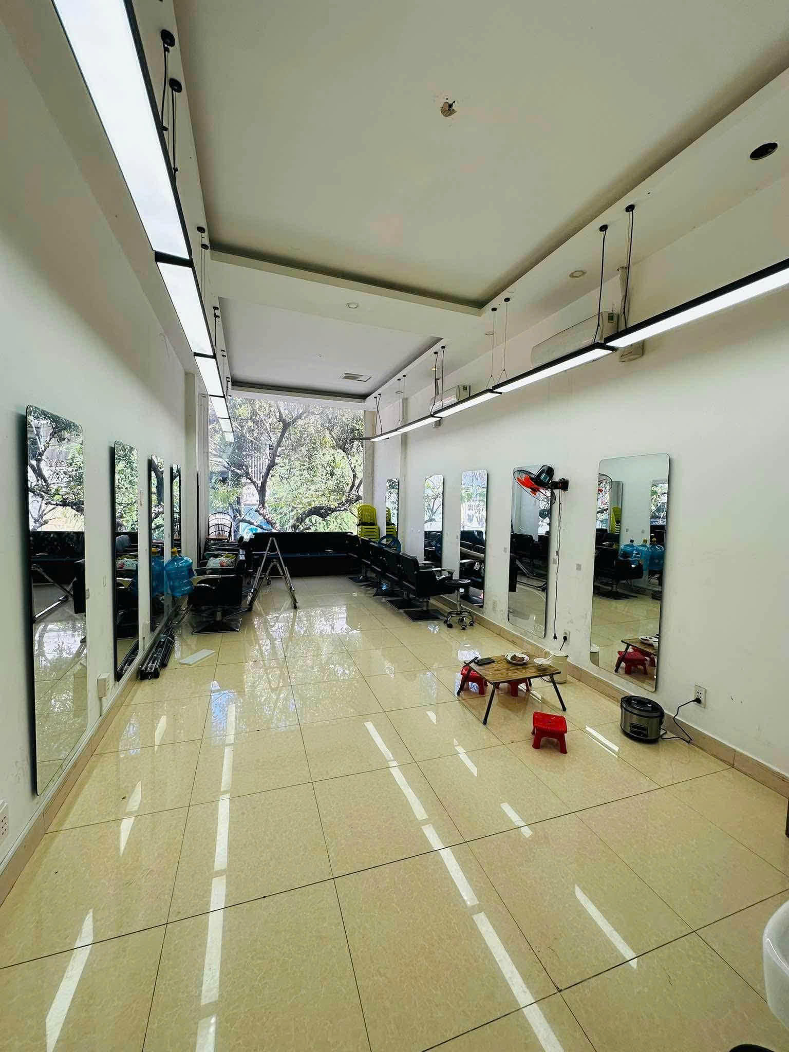 Bán nhà Mặt tiền Nguyễn Trãi - ngay Ngã tư Nguyễn Tri Phương, 4x20m, 3 Tầng, 3PN, 25 Tỷ. 16023421
