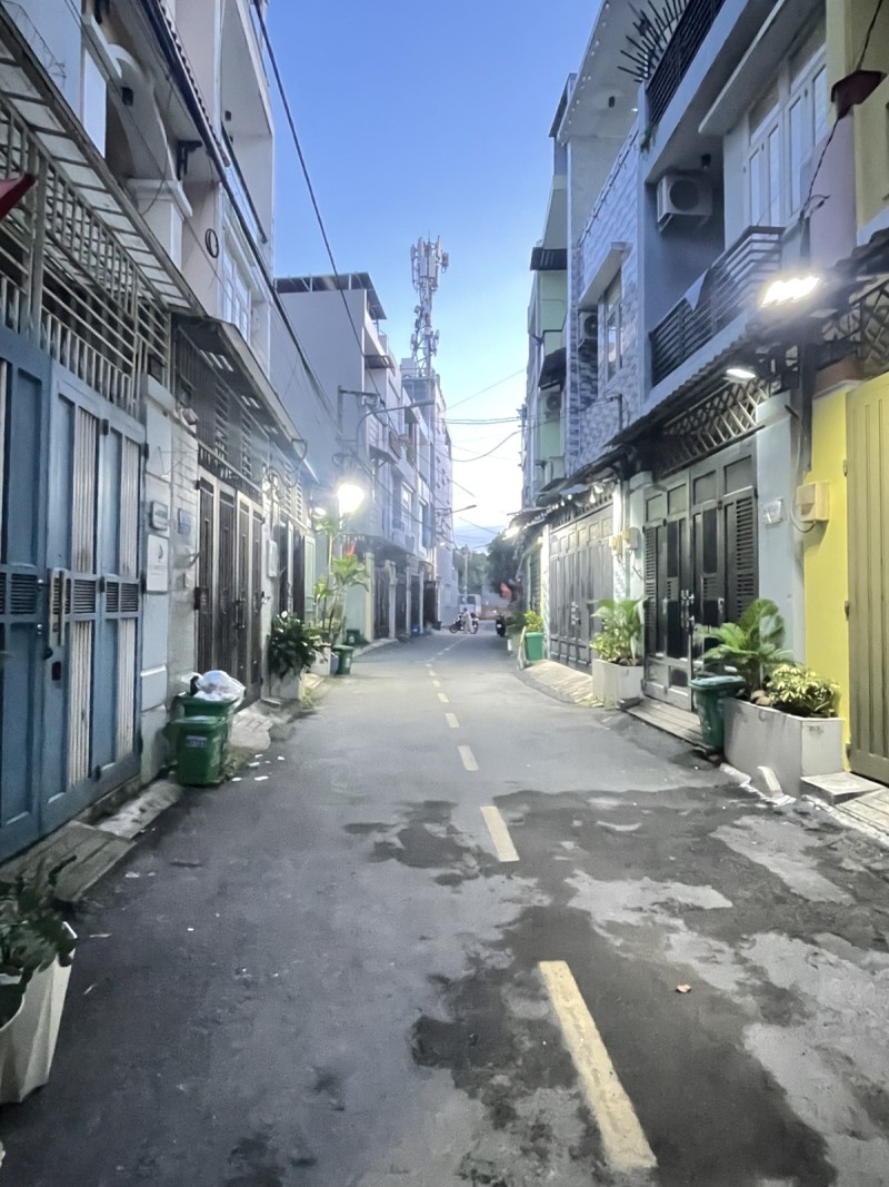 Bán nhà 3 tầng, Quốc Lộ 13, Hiệp Bình Phước, Thủ Đức, TP HCM,  sổ hồng riêng. Giá 7,28 tỷ. 16023442