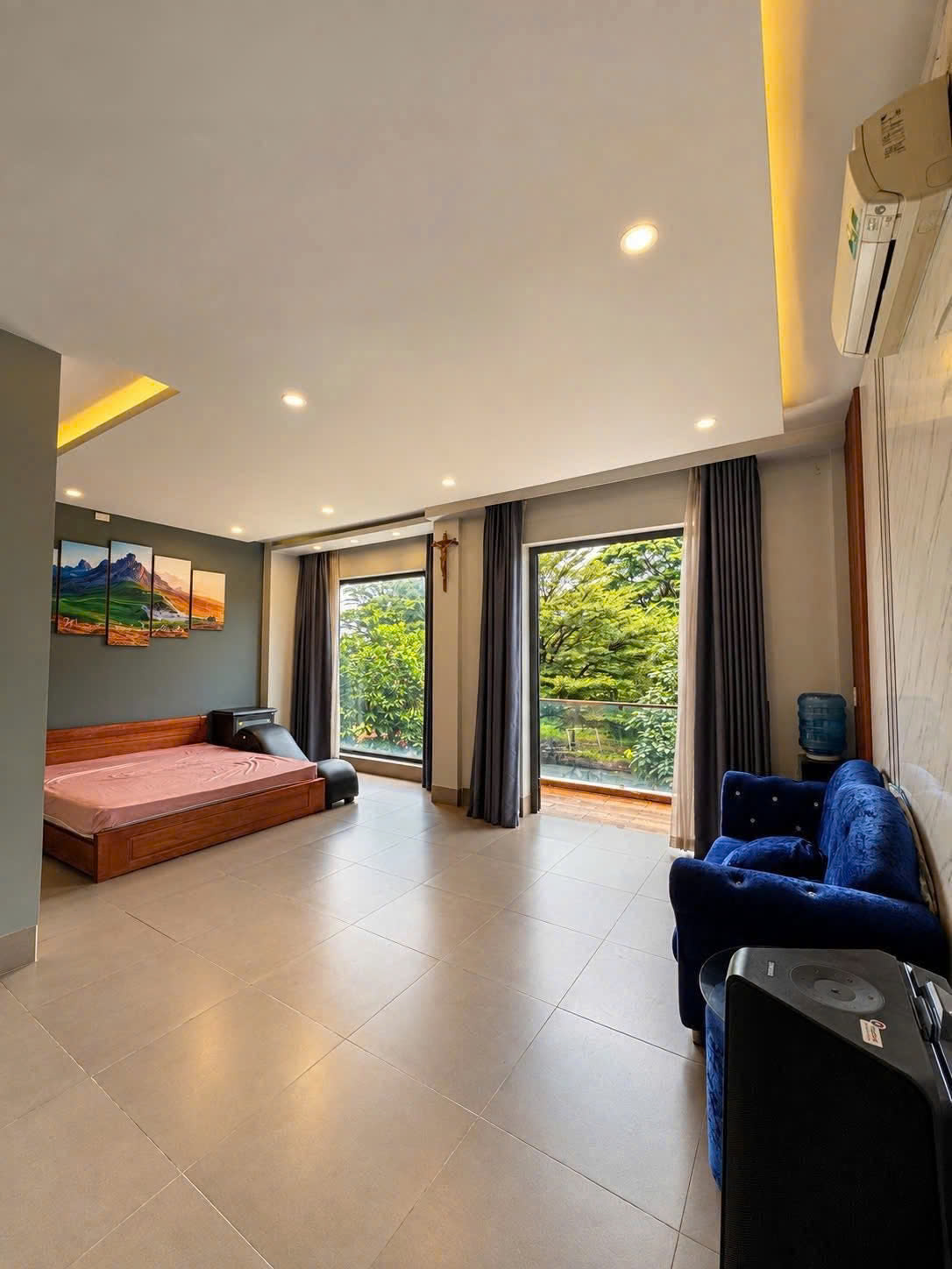 Bán nhà KDC Tân Hòa, Đồng Nai, 3 tầng, 4PN, full nội thất, đối diện công viên, giá 6,5 tỷ 16023495