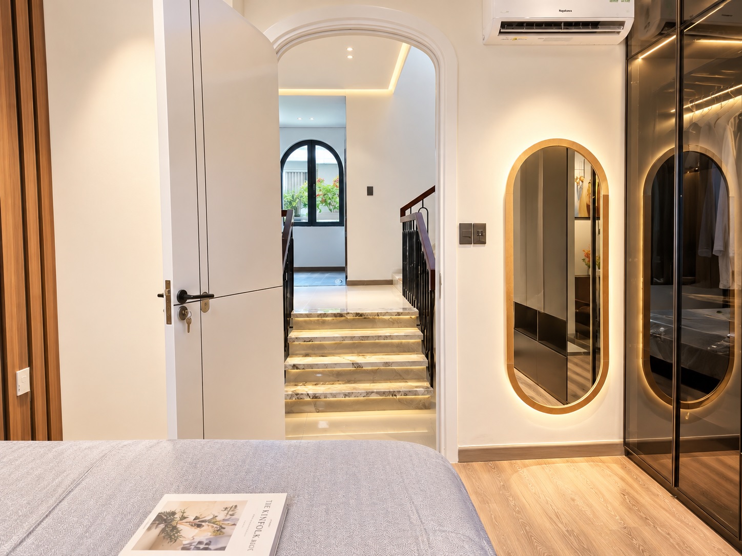 ♥ Sát MT Trần Cao Vân giáp Hải Châu, 4 tầng đúc hiện đại, Full nội thất cao cấp sang trọng 16023539