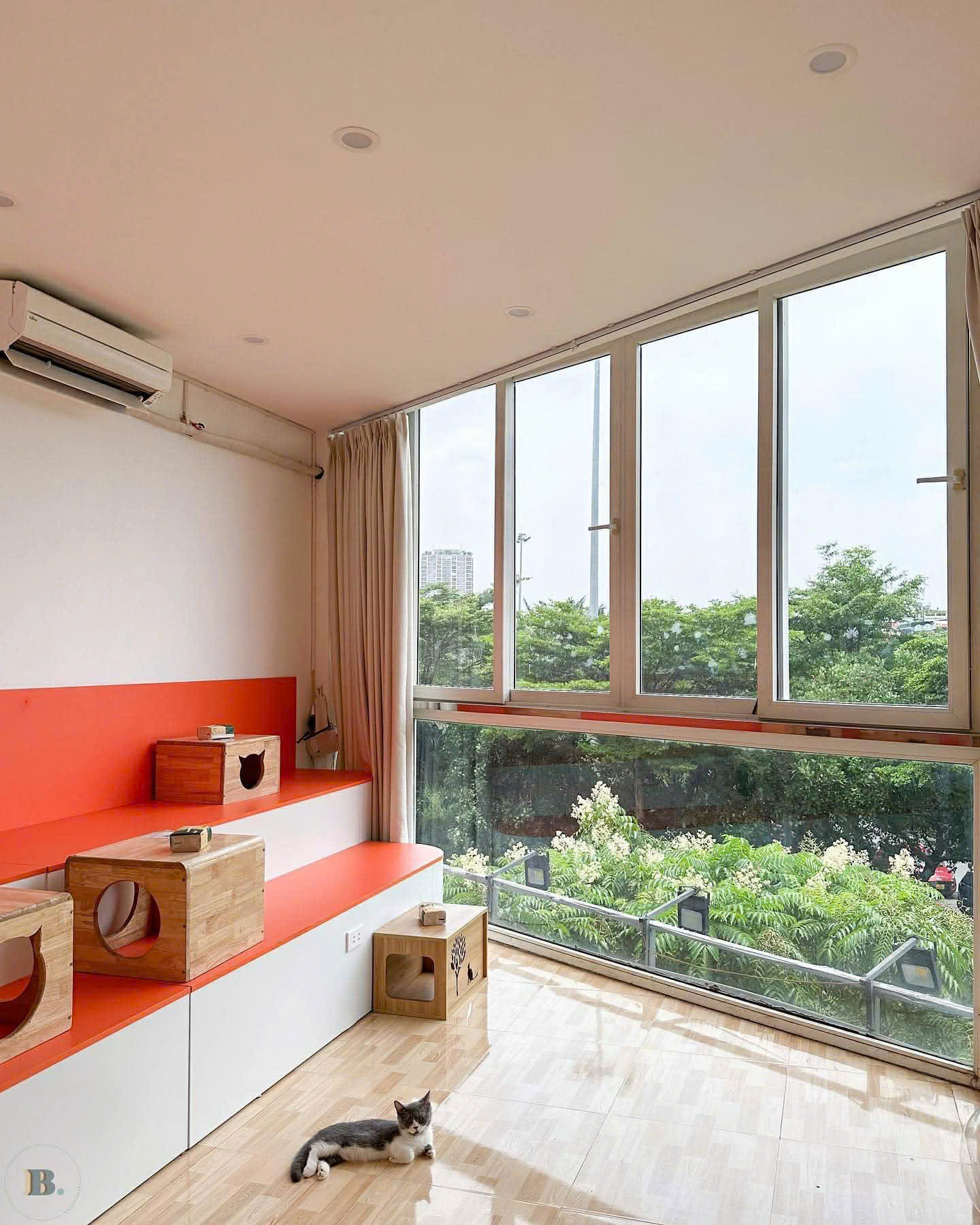 Cho thuê nhà nguyên căn mặt đường Võ Chí Công, Tây Hồ - 4 tầng - kinh doanh + ở 16023577