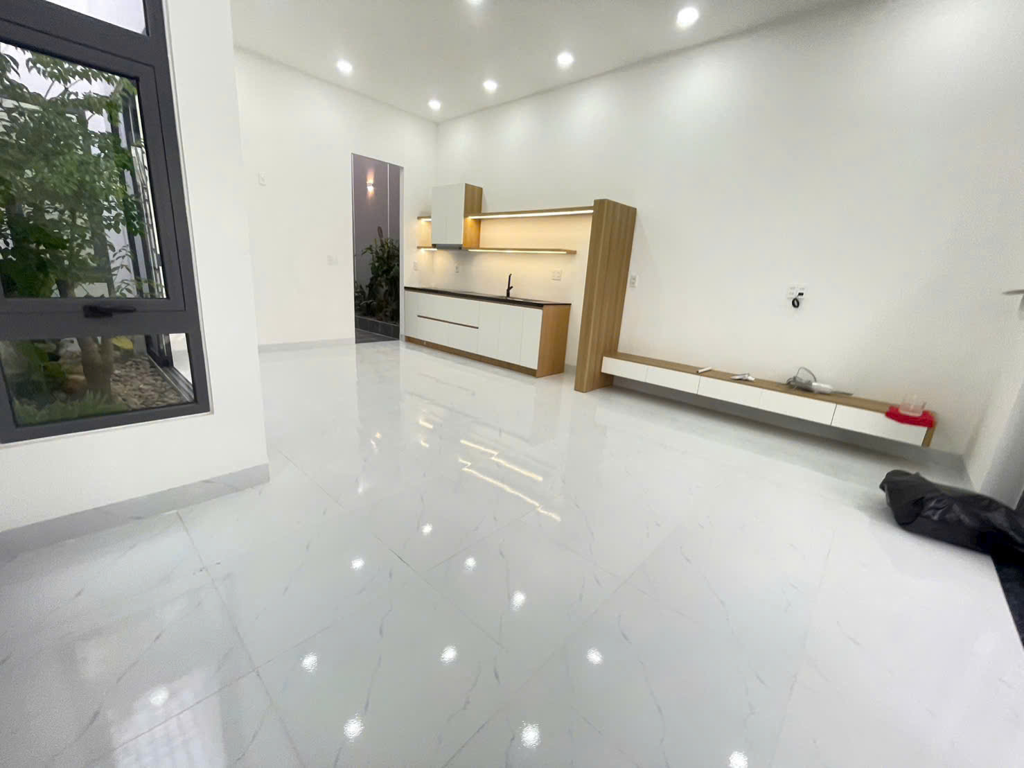 CHO THUÊ NHÀ MỚI 100% ĐẸP HIỆN ĐẠI – KHU NEWTON, HÒN NGHÊ (NHA TRANG) 16023636