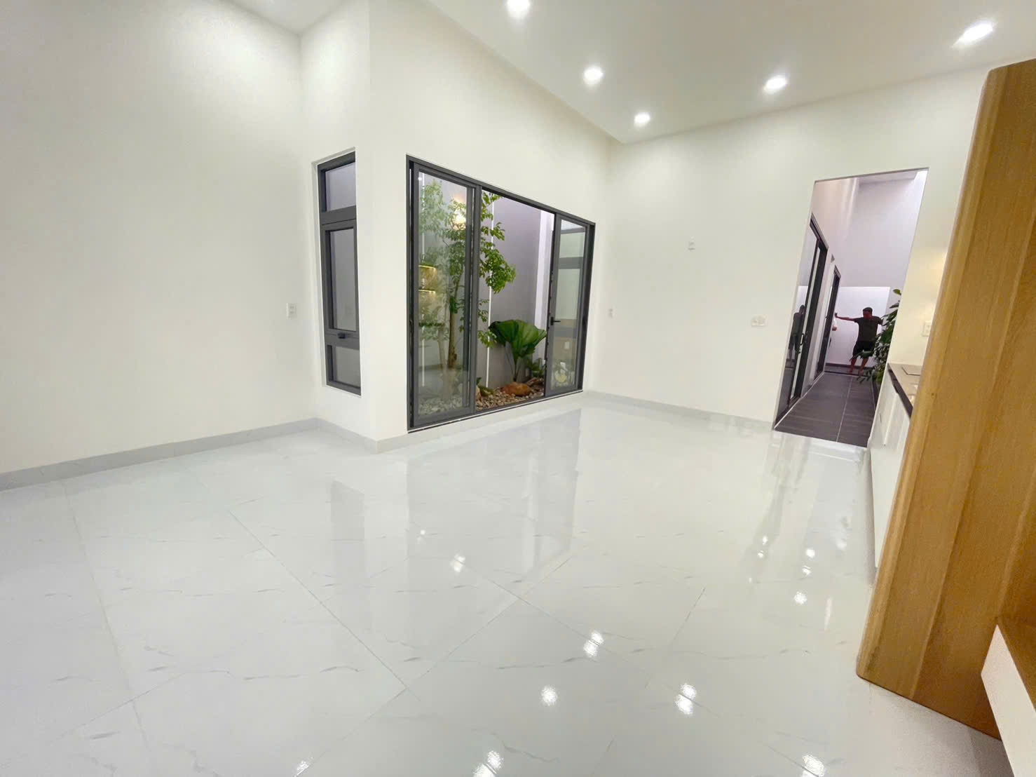 CHO THUÊ NHÀ MỚI 100% ĐẸP HIỆN ĐẠI – KHU NEWTON, HÒN NGHÊ (NHA TRANG) 16023636