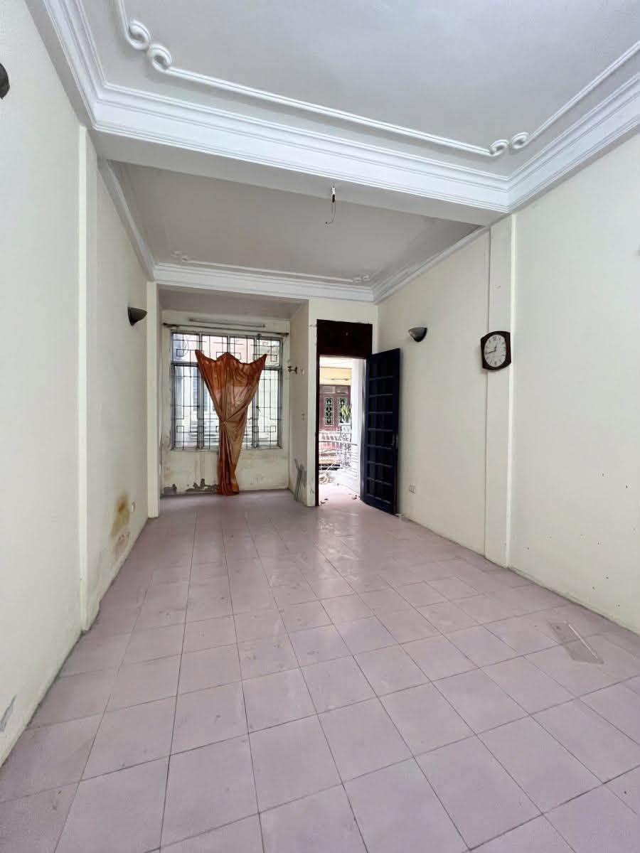 BÁN MẠNH NHÀ PHÂN LÔ HOÀNG NGỌC PHÁCH ĐỐNG ĐA DIỆN TÍCH 42M2 4 TẦNG GIÁ 19.3 TỶ
 16023671