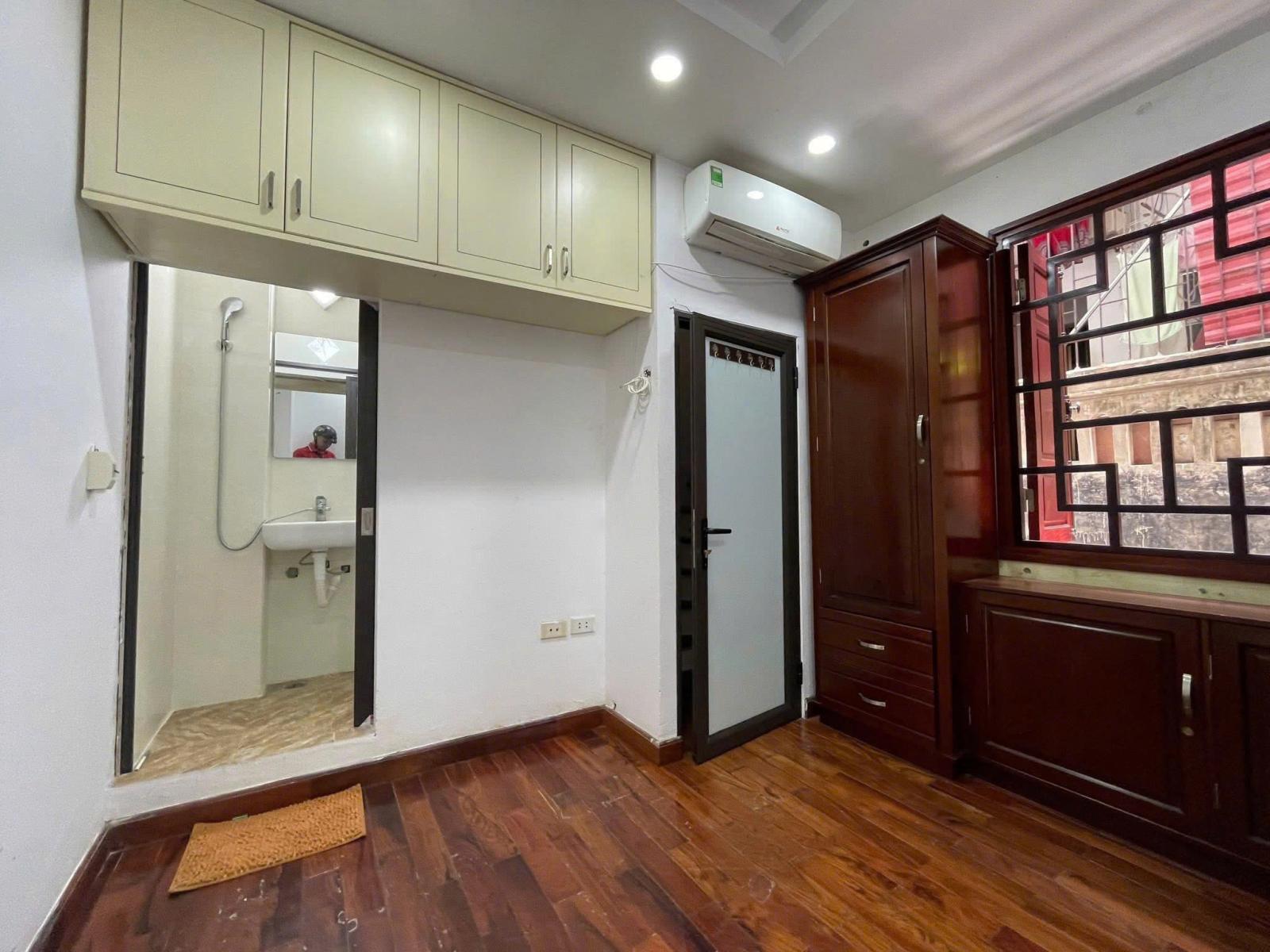 CHÍNH CHỦ CHO THUÊ NHÀ RIÊNG 5 TẦNG NGÕ 409 KIM MÃ , HÀ NỘI 16023711