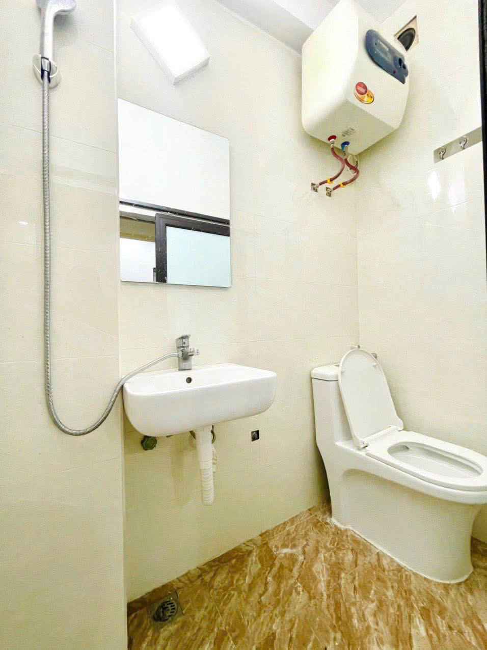 CHÍNH CHỦ CHO THUÊ NHÀ RIÊNG 5 TẦNG NGÕ 409 KIM MÃ , HÀ NỘI 16023711