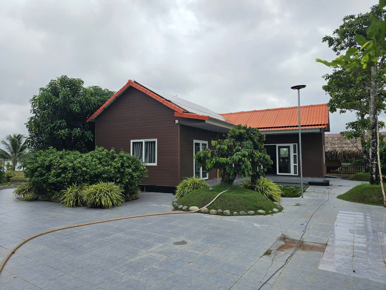 CHÍNH CHỦ CẦN BÁN NHÀ VƯỜN NGHỈ DƯỠNG ĐẦU TƯ HOÀN CHỈNH – KHÔNG GIAN SỐNG XANH, AN YÊN -TẠI TP. 16023776