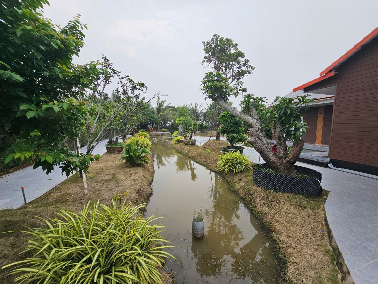 CHÍNH CHỦ CẦN BÁN NHÀ VƯỜN NGHỈ DƯỠNG ĐẦU TƯ HOÀN CHỈNH – KHÔNG GIAN SỐNG XANH, AN YÊN -TẠI TP. 16023776