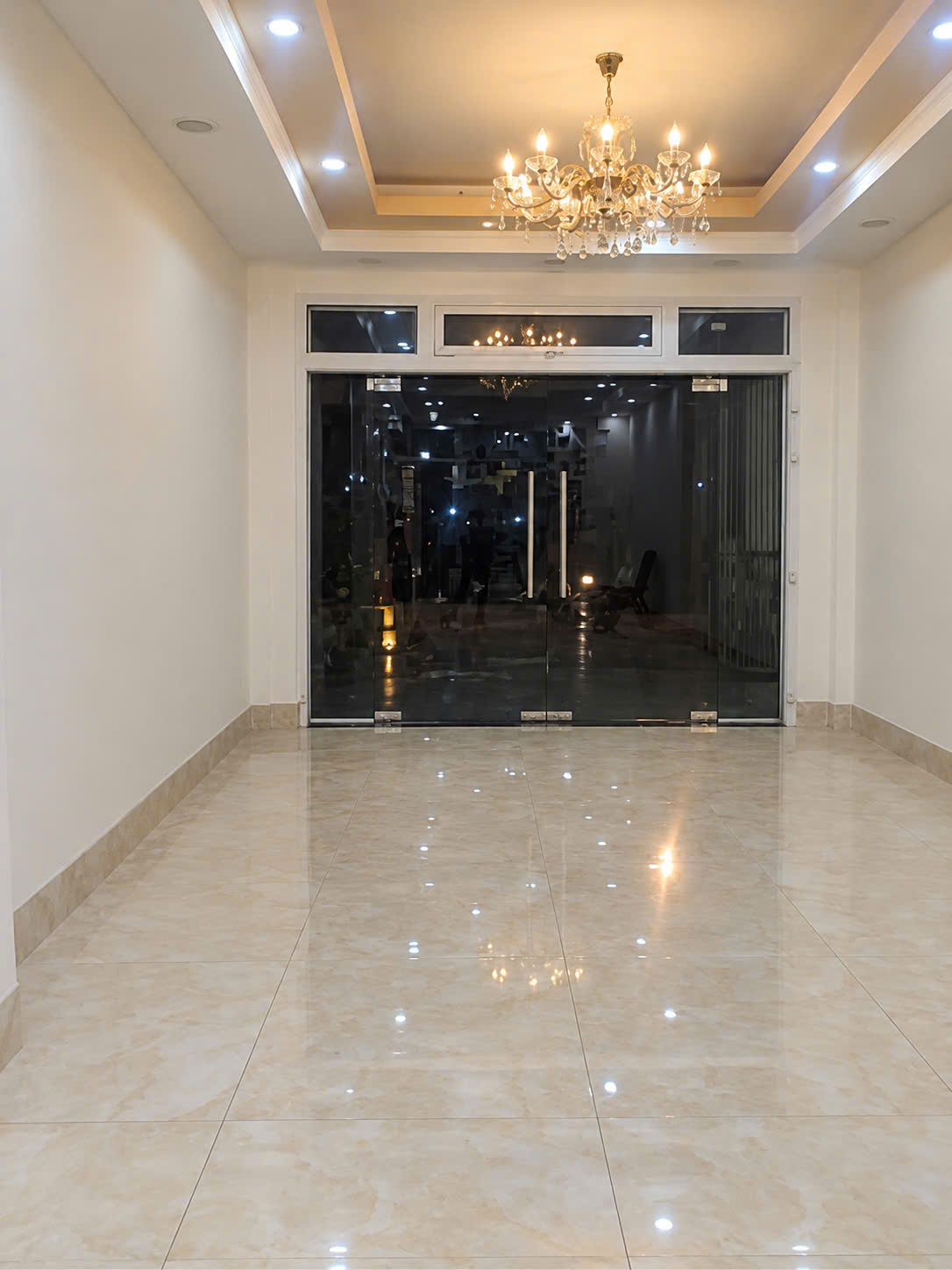 Cho thuê mặt bằng kinh doanh mặt tiền đường lớn giá 15 triệu đường Nguyễn Công Trứ Đà Lạt Lâm Đồng 16023794