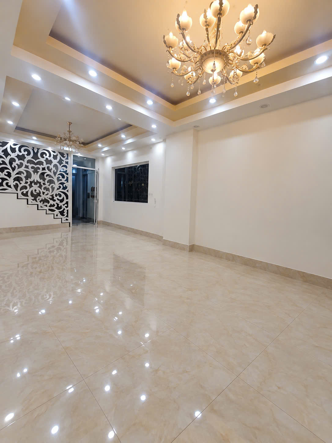 Cho thuê mặt bằng kinh doanh mặt tiền đường lớn giá 15 triệu đường Nguyễn Công Trứ Đà Lạt Lâm Đồng 16023794