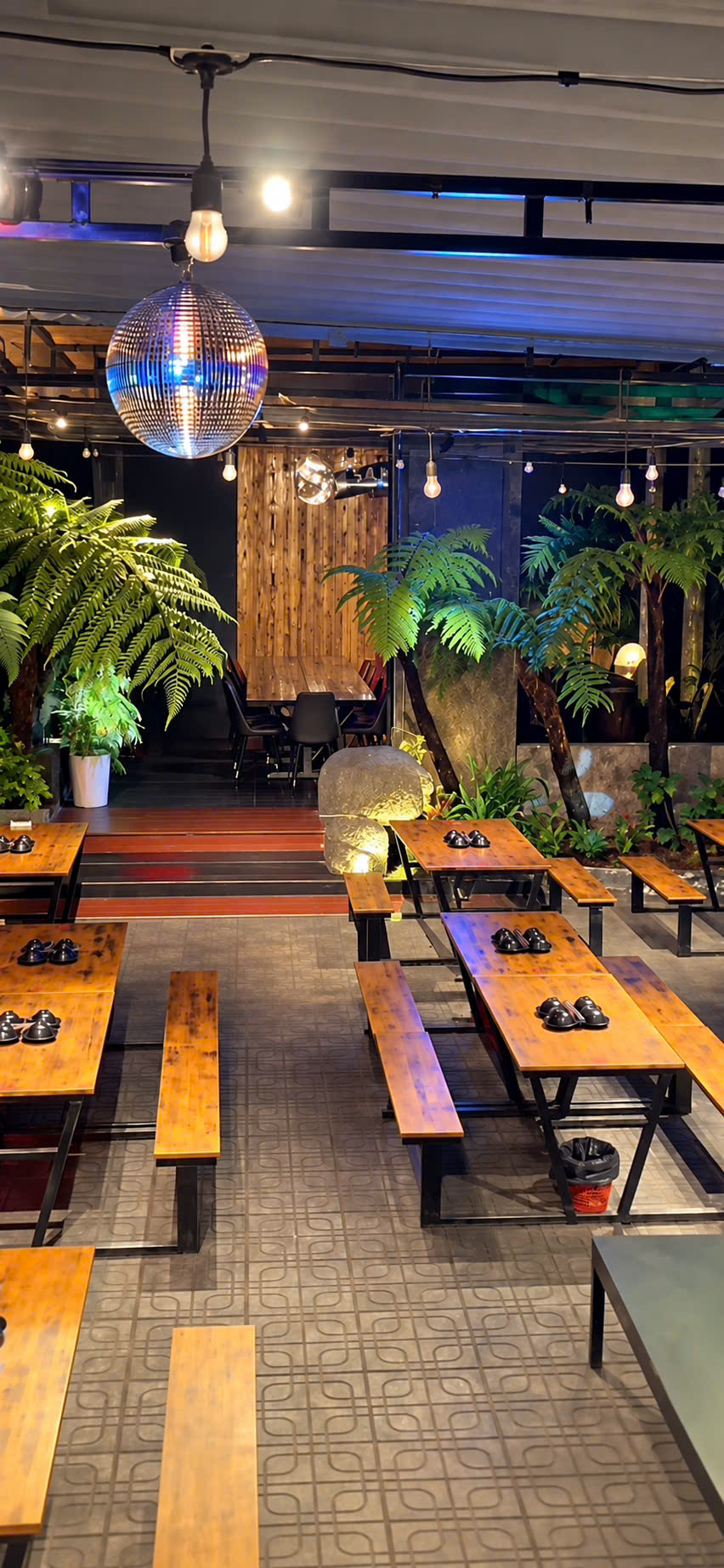 Sang nhượng hoặc cho thuê nhà hàng 500m2 mặt tiền trung tâm giá 50 triệu đường Nguyễn Đình Chiểu Đà 16023799