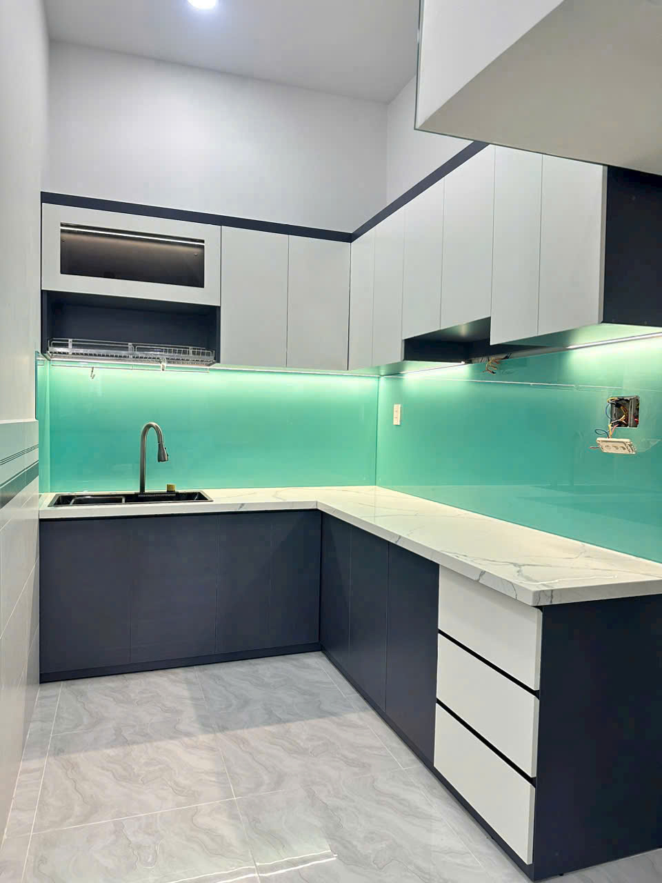Nhà mới hoàn thiện Căn góc 3 mặt tiền, nở hậu - hẻm thông Hưng Phú. Giá 4,25 tỷ TL ít 16023862
