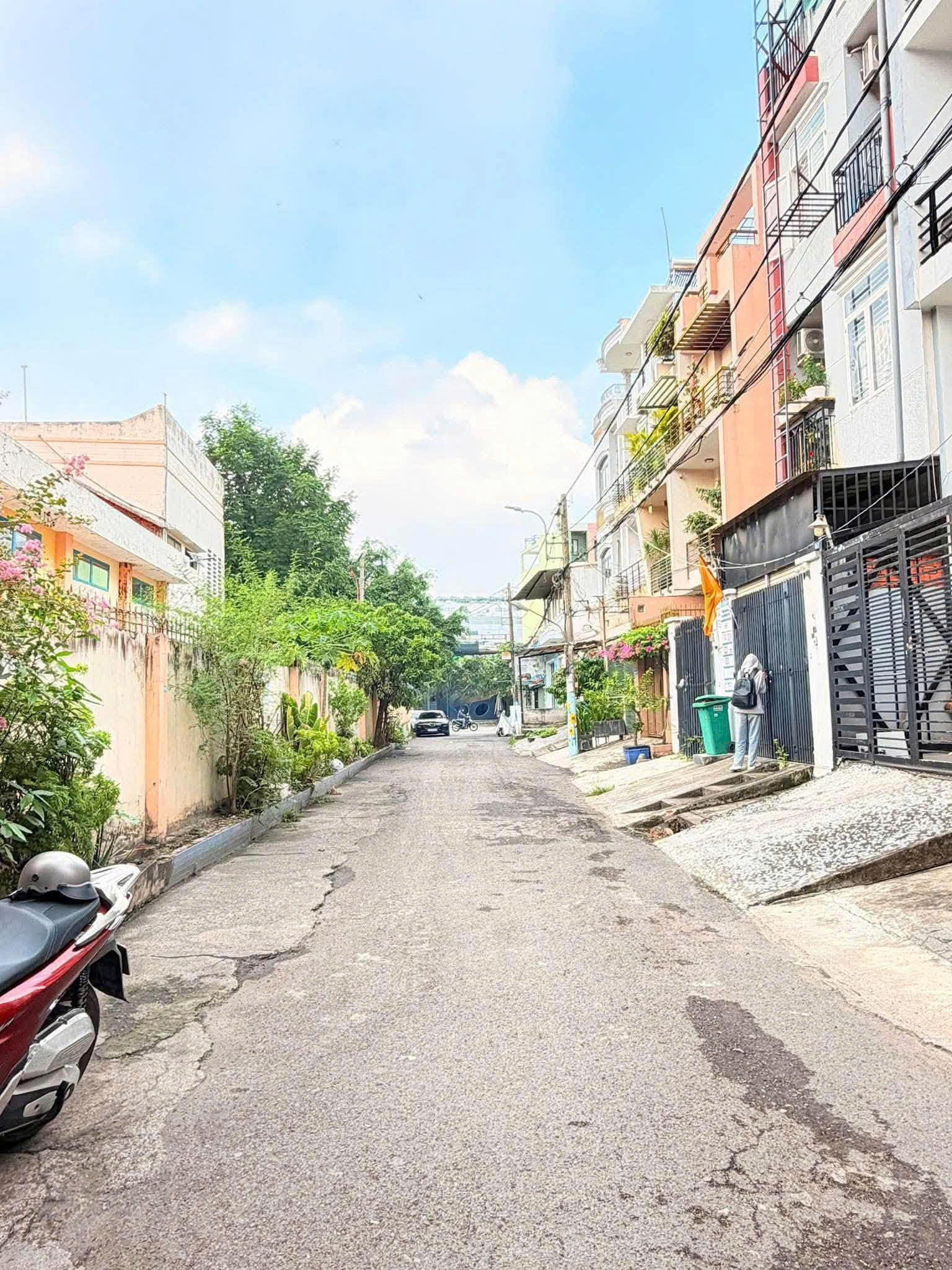 Bán Đất - Hẻm 10m Nguyễn Gia Trí (D2) - gần Ung Văn Khiêm,  4x16m, GPXD 6 Tầng, 11,5 Tỷ. 16023868