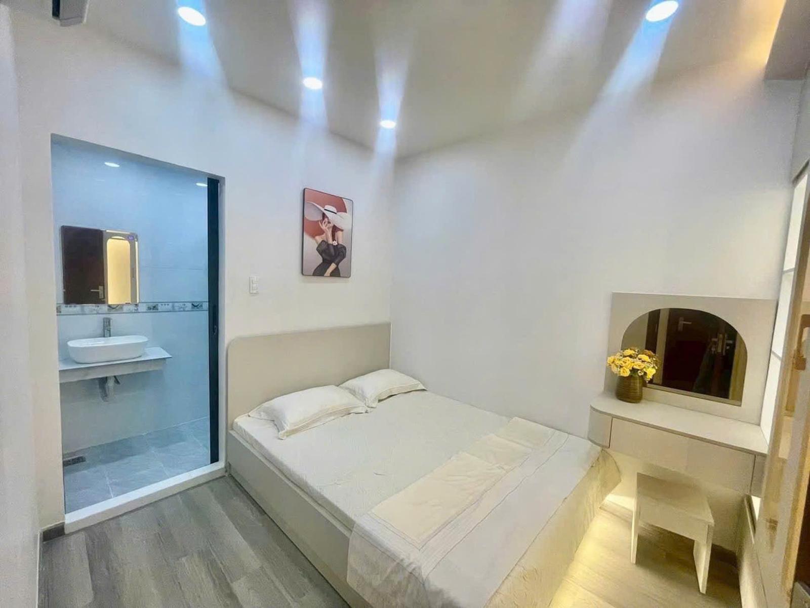 Bán nhà gần Nguyễn Thị Thập, hẻm XH, ngang 6m, 72m2, 3 tầng, giá 4,5 tỷ 16023892