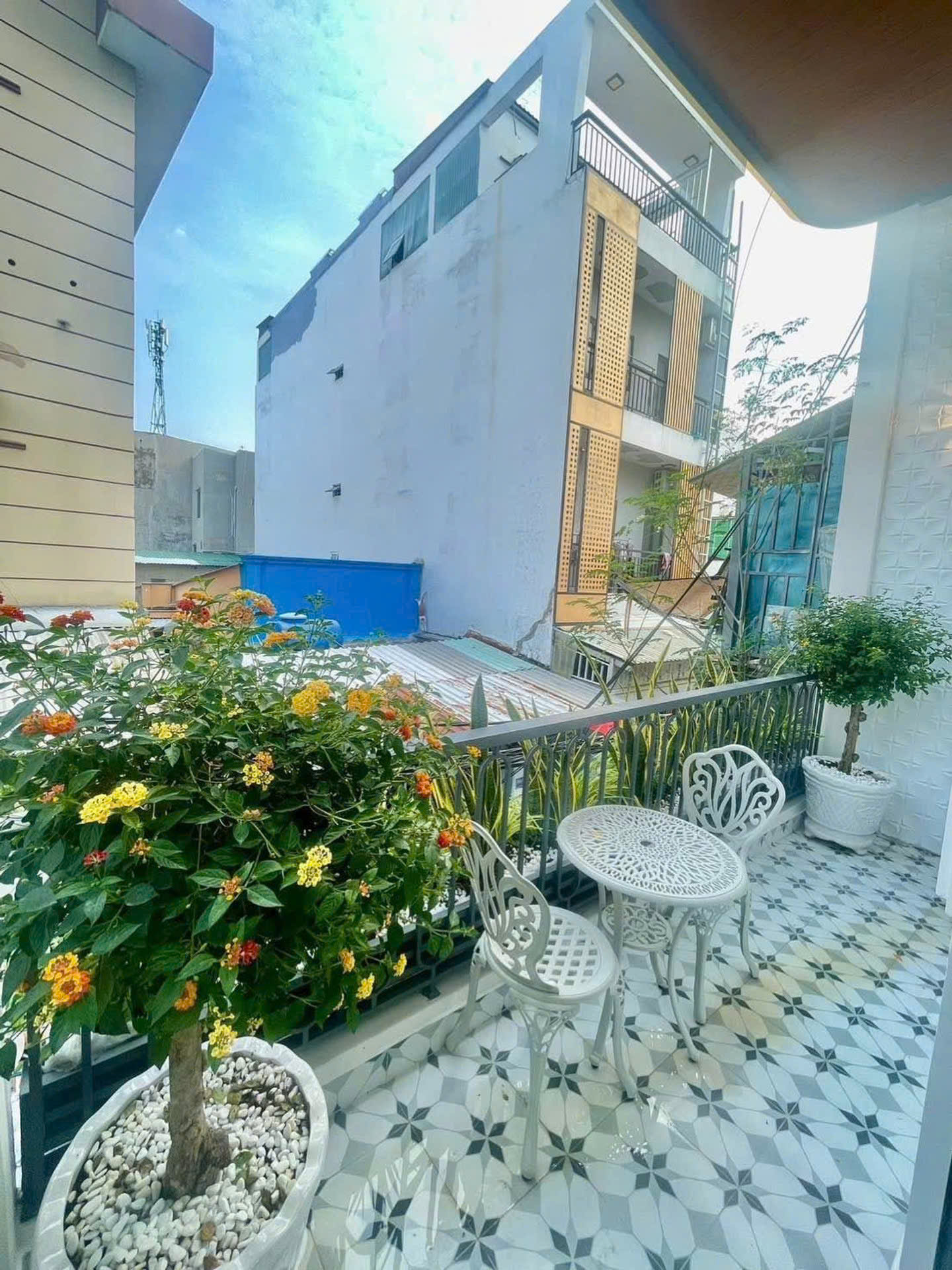 Bán nhà gần Nguyễn Thị Thập, hẻm XH, ngang 6m, 72m2, 3 tầng, giá 4,5 tỷ 16023892