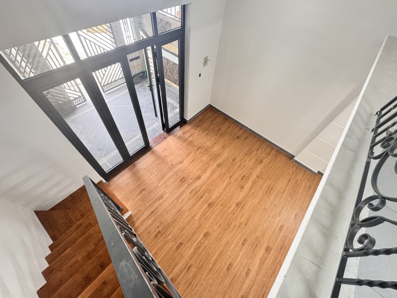 Bán nhà 65m2,  đường Số 4, Trường Thọ, Thủ Đức, TP HCM, 2 tầng, sổ hồng riêng. Giá 4,58 tỷ. 16023893